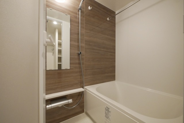 バス・シャワールーム　日々の疲れを癒すお風呂付です