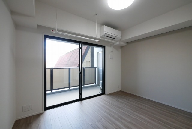 その他部屋・スペース　明るい色調の室内です