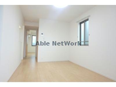 居室・リビング　同型参考写真