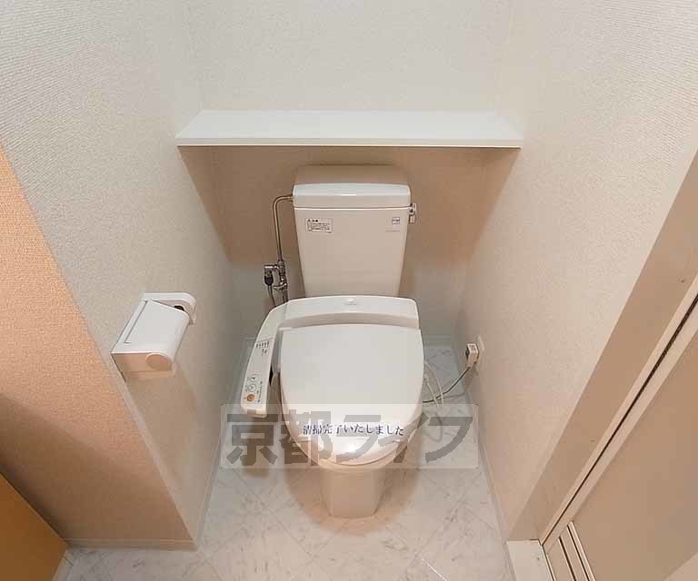 トイレ　清潔感のある洋式トイレ。