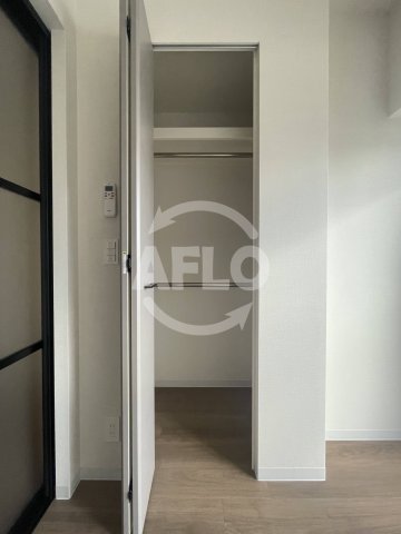 収納　アーバネックス京町堀　クローゼット