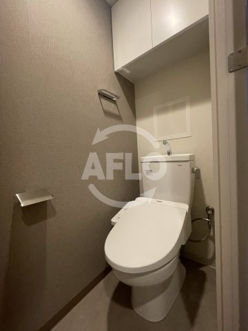 トイレ　アーバネックス京町堀　温水洗浄便座