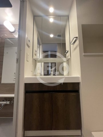 洗面設備　アーバネックス京町堀　独立洗面台