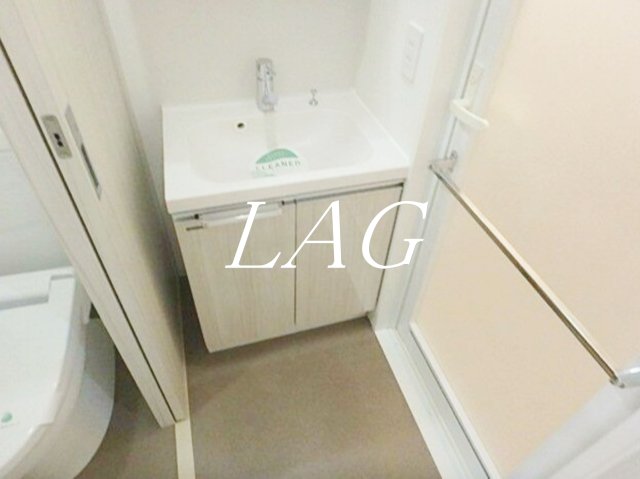 洗面設備　独立洗面台です。