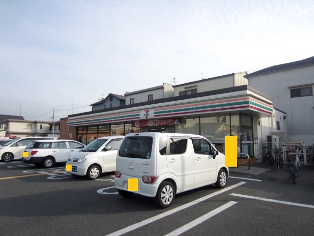 コンビニ　セブンイレブン 岸和田西之内町店（コンビニ）まで438m