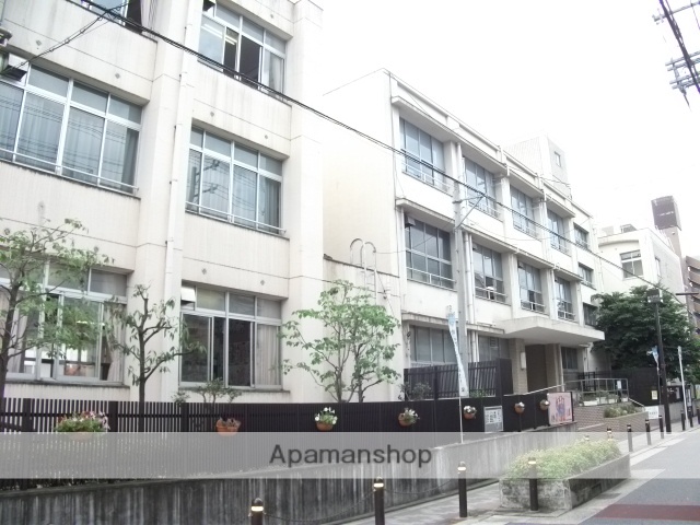 小学校　片江小学校（小学校）まで63m