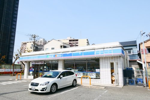 コンビニ　ローソン 新北島七丁目店（コンビニ）まで84m