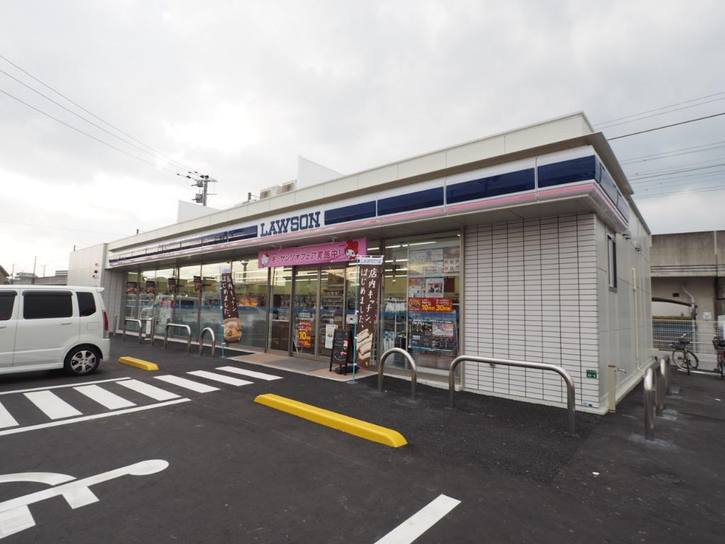 コンビニ　ローソン 九大学研都市駅前店（コンビニ）まで545m
