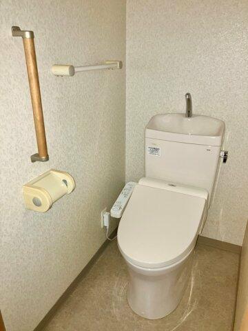 トイレ　※別部屋参考写真
