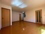 居室・リビング　広くてキレイなお部屋が広がっていて、充実した生活が送れそう。