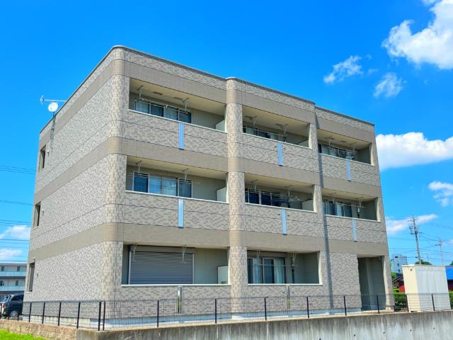 建物外観　外観写真（昼）