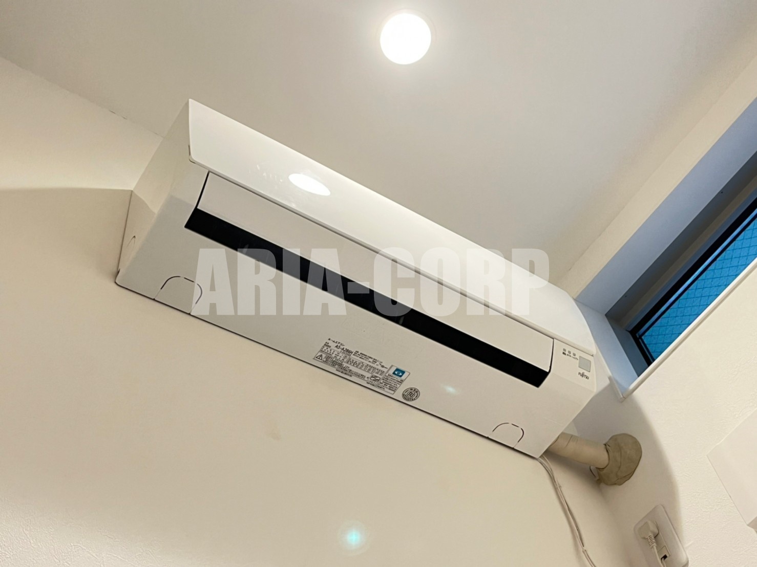 その他設備　節電には欠かせない省エネエアコン搭載しております！