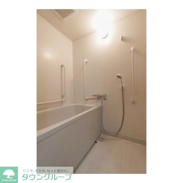 バス・シャワールーム　※写真は同タイプ住戸です。