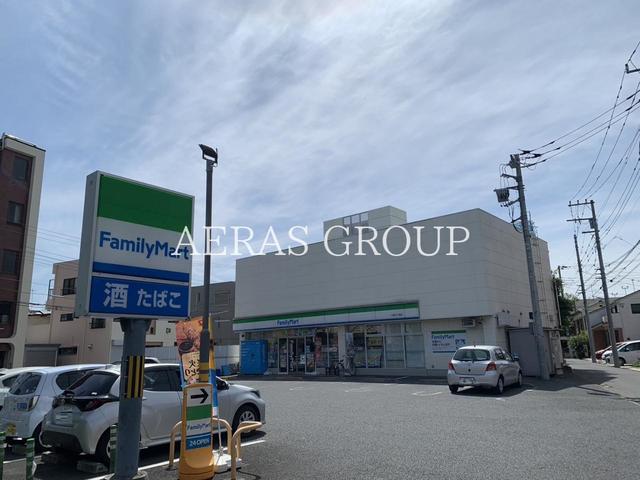 コンビニ　ファミリーマート 小菅三丁目店（コンビニ）まで494m