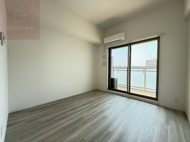 インザライフ大阪EAST RESIDENCEの居間写真