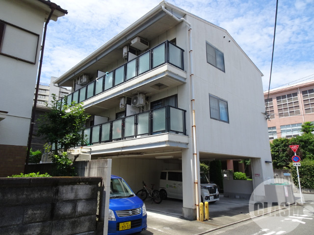 建物外観　住環境良好です♪
