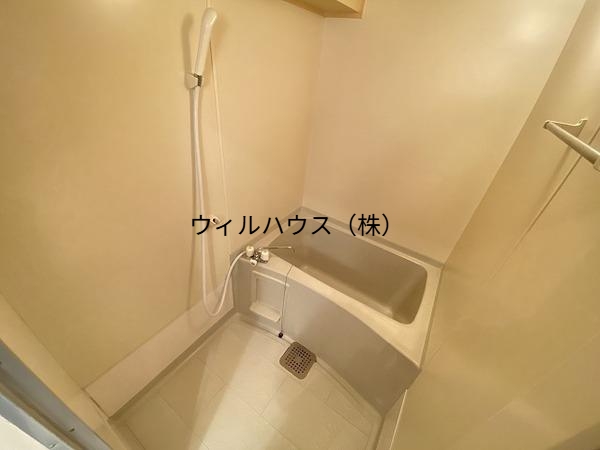 バス・シャワールーム　キレイな浴室！