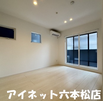 居室・リビング　広々としていいですね。