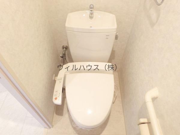 トイレ　ウォシュレット！