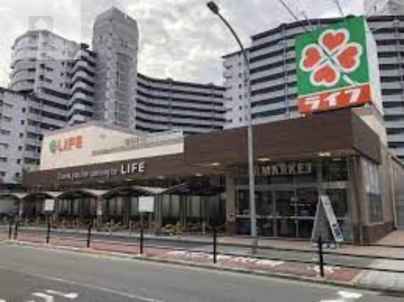スーパー　ライフ朝潮橋駅前店（スーパー）まで168m
