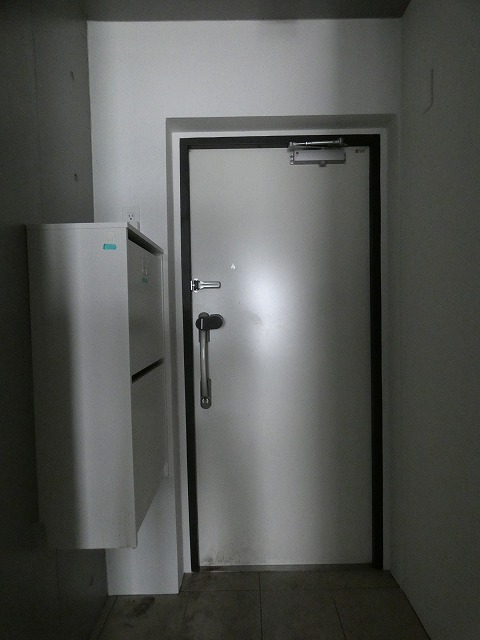 玄関　玄関
