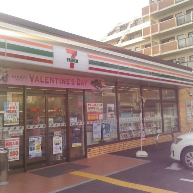 コンビニ　セブンイレブン泉大津下之町店（コンビニ）まで505m