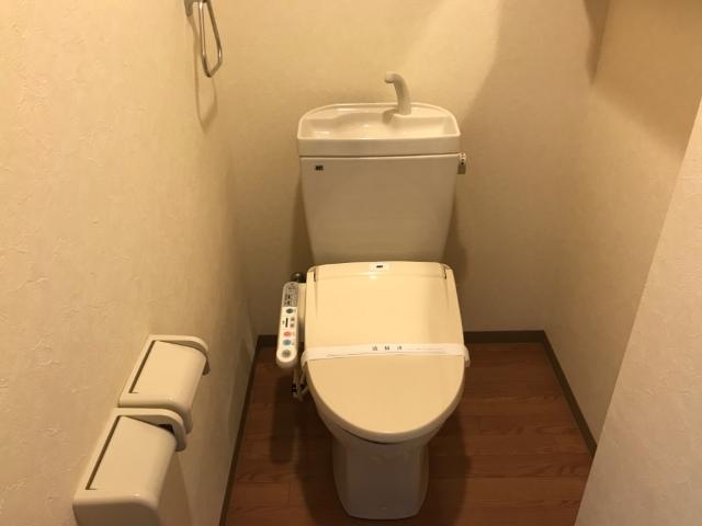 トイレ　シャワー付トイレ