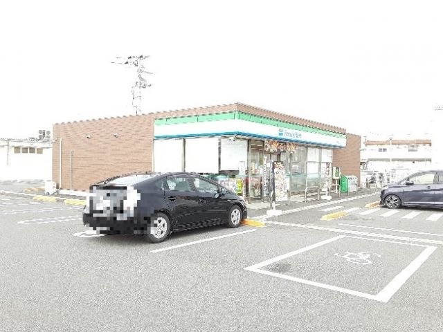 コンビニ　ファミリーマート 館林富士見町店（コンビニ）まで1392m