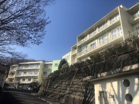 小学校　八王子市立小宮小学校（小学校）まで672m