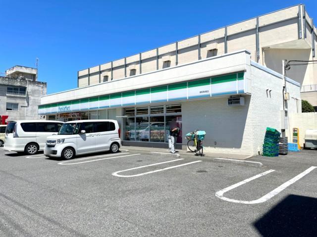 コンビニ　ファミリーマート浦和駒場店（コンビニ）まで443m