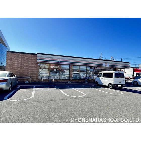 コンビニ　セブンイレブン小矢部津沢店（コンビニ）まで488m