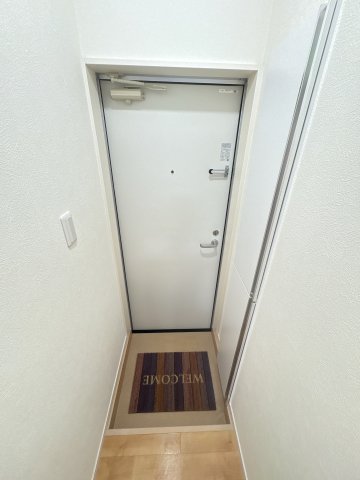 アフェット稲毛IIIの玄関写真