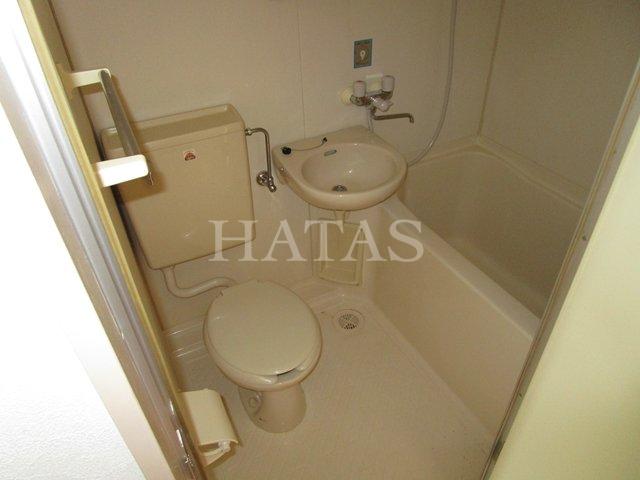 バス・シャワールーム　同物件別部屋です。