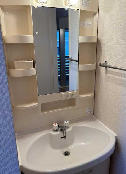洗面設備　別部屋の画像を使用しております。