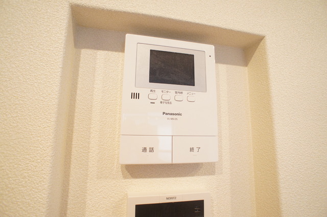 セキュリティ　ＴＶモニタ付インターホン完備で突然の来訪者が来ても安心◎
