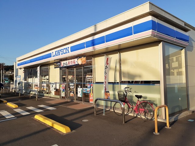 コンビニ　ローソン利府中央三丁目店（コンビニ）まで550m