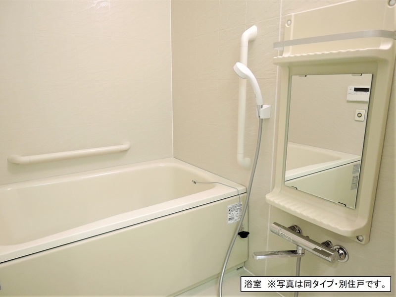 バス・シャワールーム　日々の疲れを癒すお風呂です♪