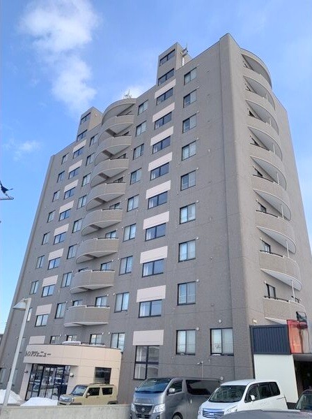建物外観　ガス上限付きの人気のデザイナーズ仕様のお部屋です♪