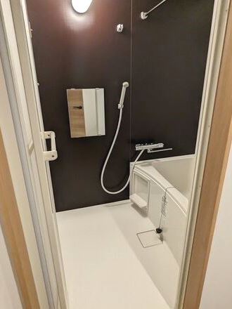 ユーゴーズS5の風呂写真
