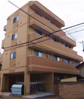 建物外観　オートロック付きで安心♪