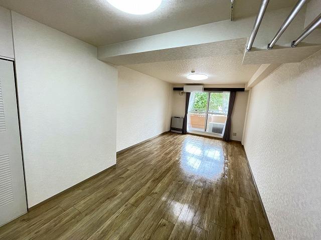 朝日プラザ旭川5条通の居間写真