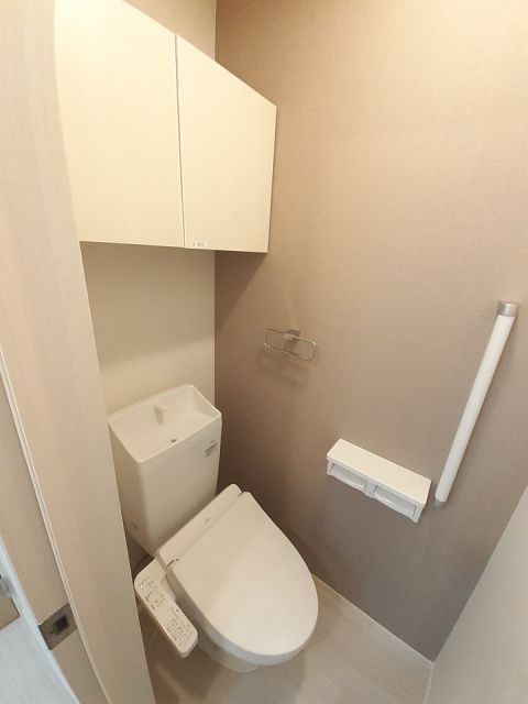 マカニ レア Dのトイレ写真