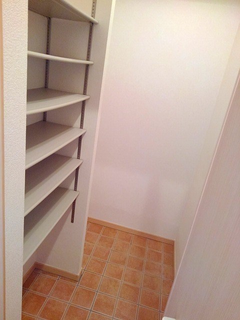 その他設備　玄関収納