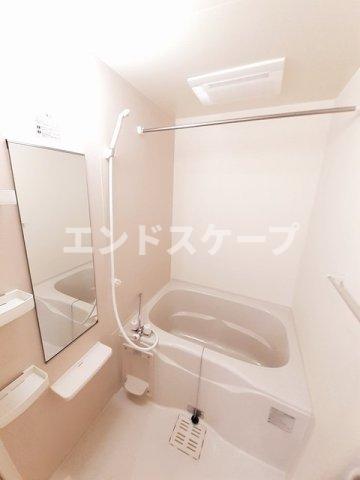 ＪＲ上越線 渋川駅 徒歩16分 2階建 築18年の風呂写真