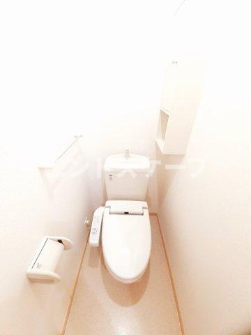 ＪＲ上越線 渋川駅 徒歩16分 2階建 築18年のトイレ写真