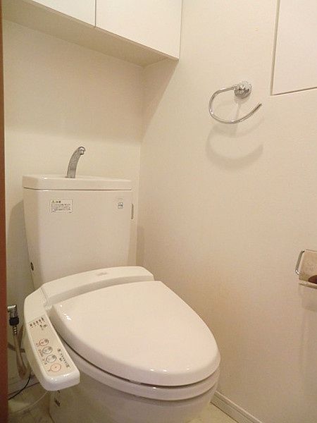 トイレ　写真は同タイプ住居です。