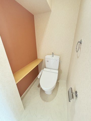 ＪＲ東海道本線 東淀川駅 徒歩1分 8階建 築14年のトイレ写真