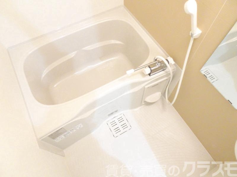 バス・シャワールーム　浴室乾燥機付きバス♪
