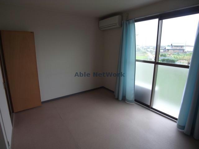 居室・リビング　居室