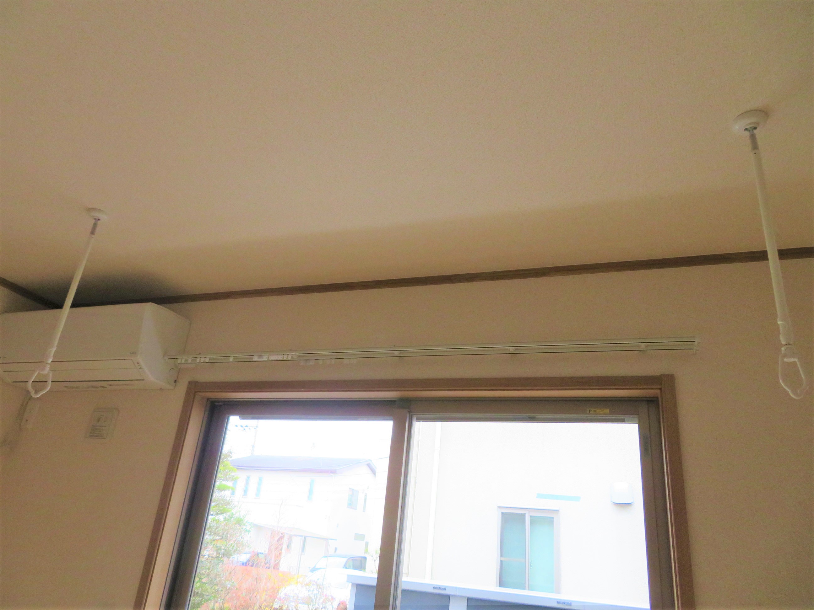 その他　室内物干し機！雨の日や女性の方は安心ですね！